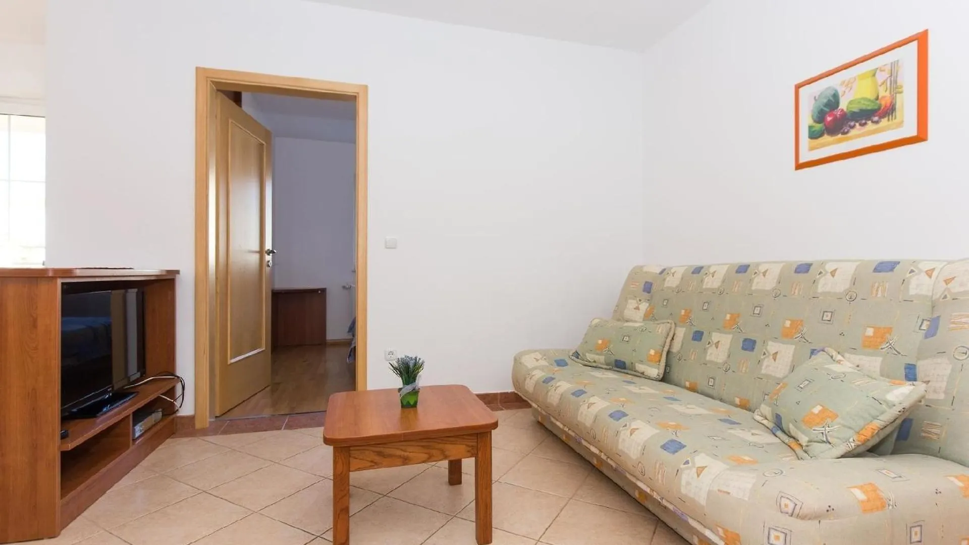 Apartment Ferienwohnung Fuer 2 Personen Ca 42 Qm In Punat, Kvarner Bucht Krk
